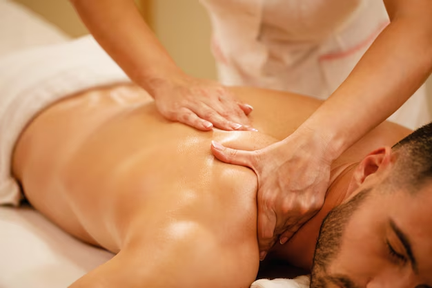 The Benefits of Ayurvedic Oil Massage (Abhyanga)
